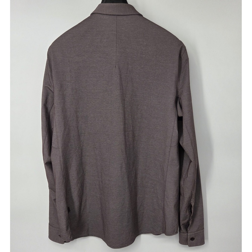 Men's Lululemon Commission Long-Sleeve Shirt Pocket - Picture 2 of 6